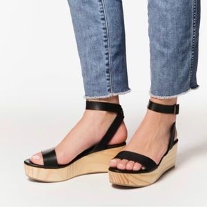 Nisolo Sarita Wooden Wedges EUC